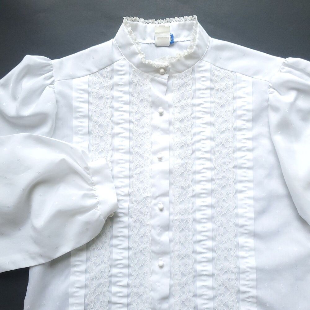 Vintage 70s Victorian Edwardian Style Blouse Size M (approx) White Lace Dainty